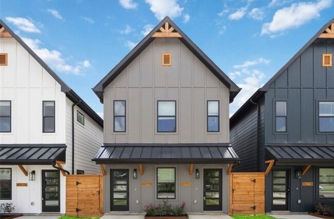 Building Photo - 8007 Cora St Unit A