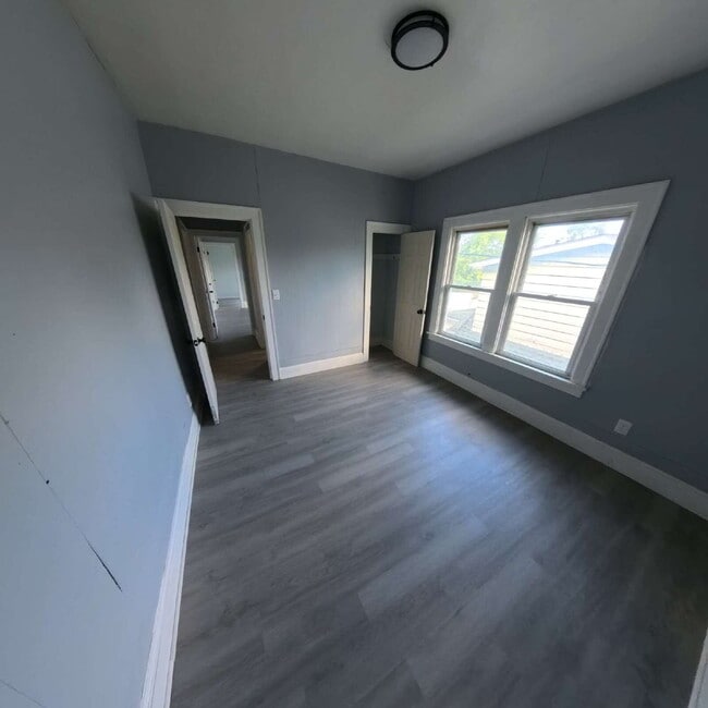Photo - "3-Bedroom Duplex - 1210 Sq Ft of Comfort!"