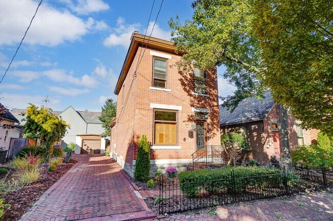 Photo - 557 S Grant Ave