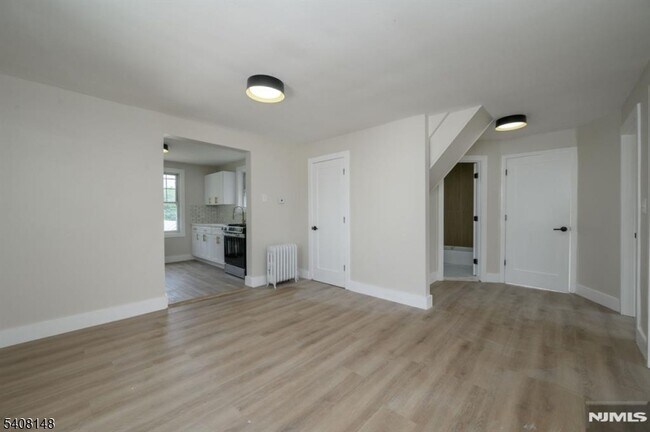 Photo - 35 Amsterdam Ave