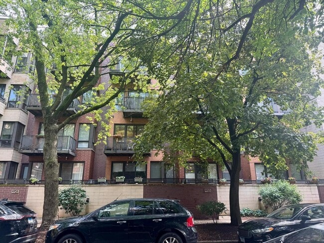 Photo - 2255 W Wabansia Ave Condo Unit 307