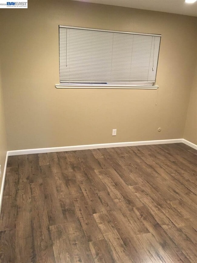 Photo - 1581 Mendenhall Dr Unidad 2