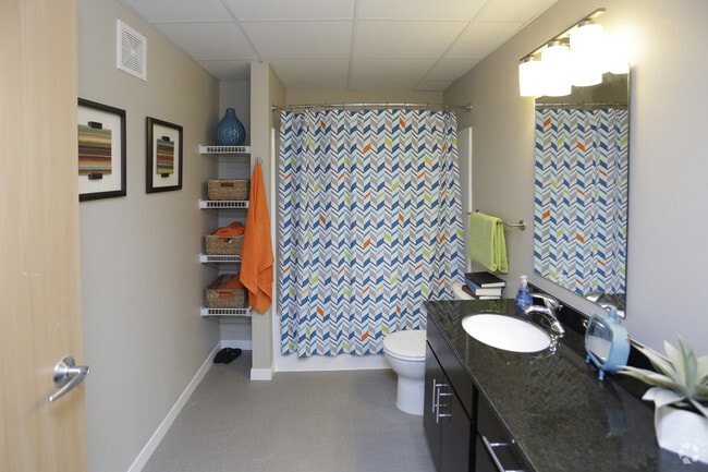 Four Bedroom-Bathroom