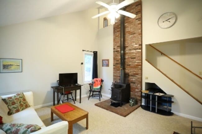 Photo - Seasonal 6 month lease, $1950/mo 2 Bed fully furnished condo in Thornton!