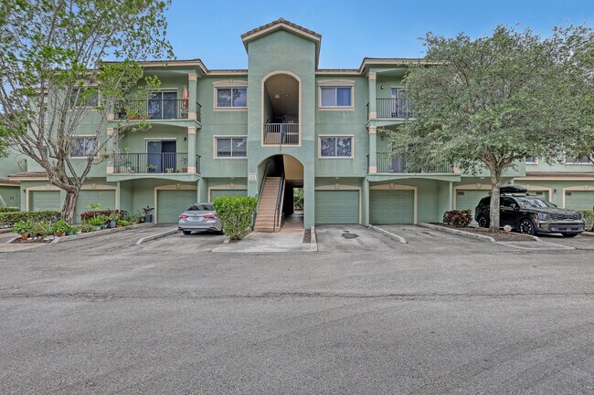 Photo - 340 Crestwood Cir Unit 302