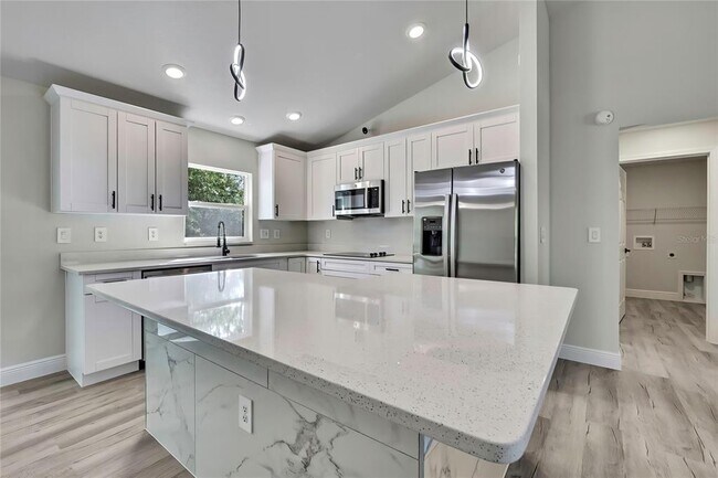 Photo - 6360 SW 156th St