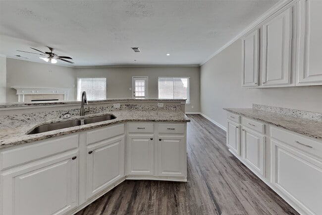 Photo - 13007 Bretford Ct