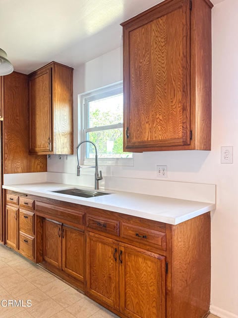 Photo - 237 Brucker Rd W