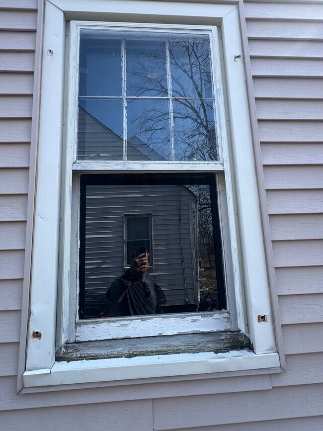 Photo - 711 W Dewey St