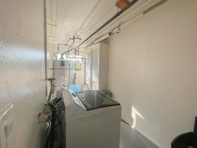 Photo - 311 W Palm Ave