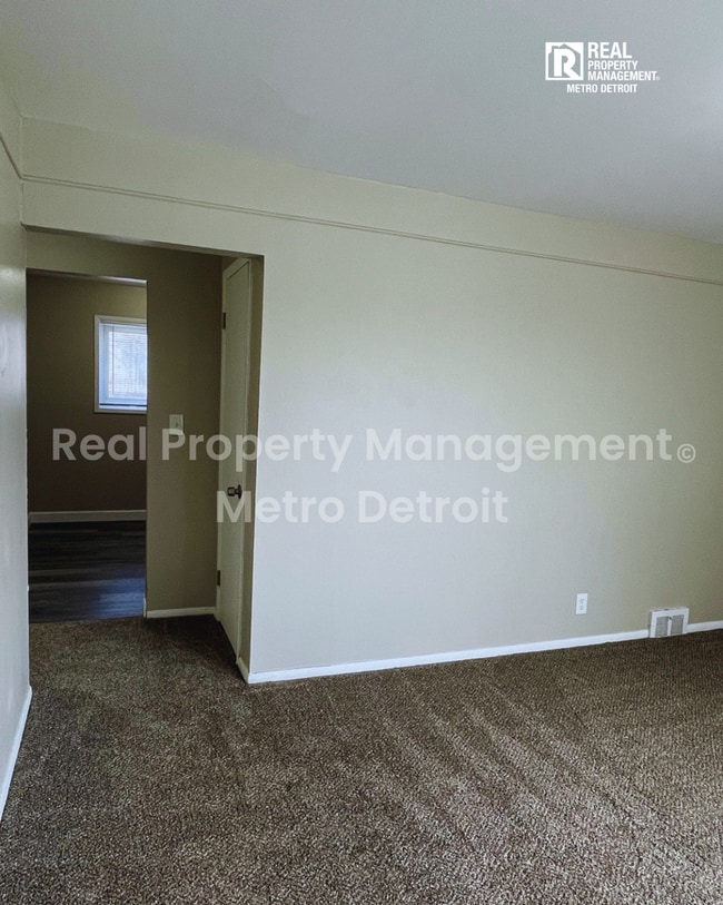 1173 Featherstone Rd