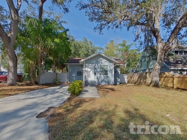 Building Photo - 355 43rd Ave N