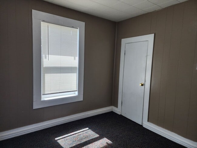 Photo - 809 S Avenue A