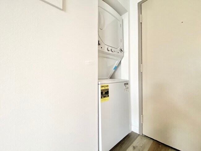 Photo - 1240 S Bronson Ave Los Angeles, CA 90019 Unidad 6A