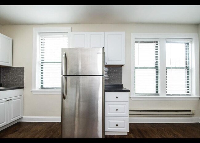 Photo - 1 bedroom in Chicago IL 60613 Unit 3S