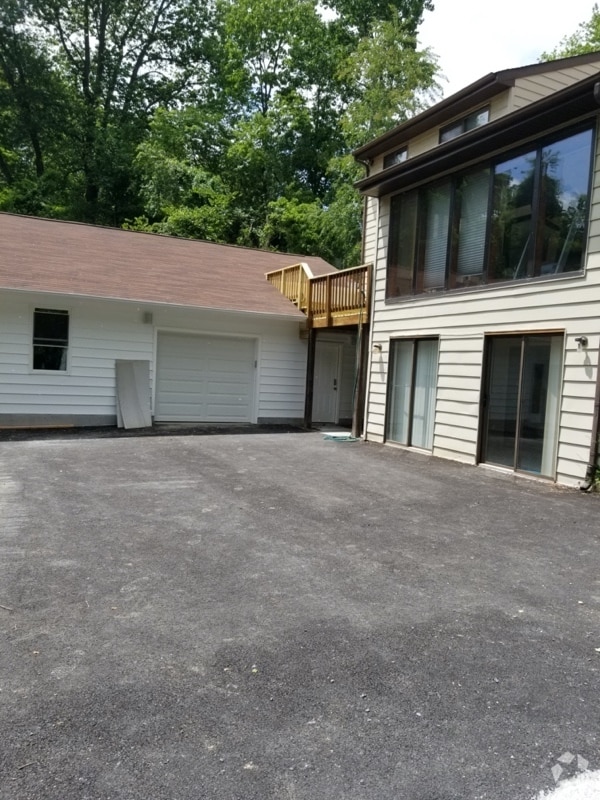 Building Photo - 7608 Carteret Rd Rental
