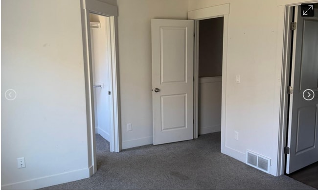 Photo - 385 S 1580 E