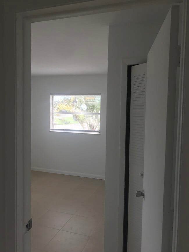 Photo - 16890 Carmen Ave