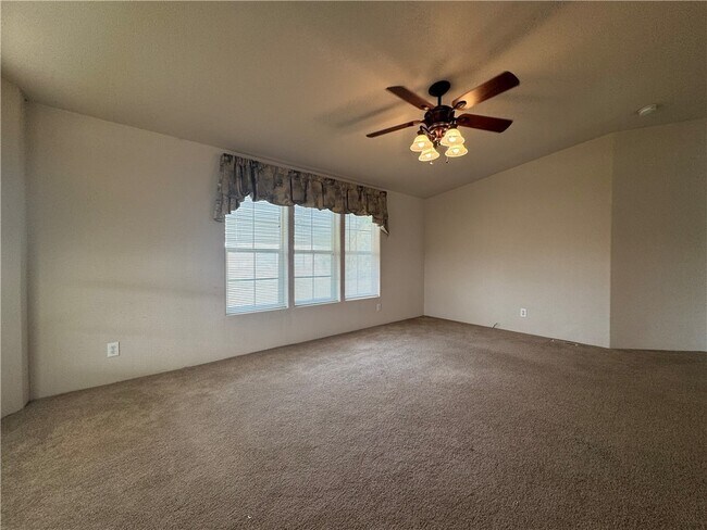 Photo - 10044 Kent Rd