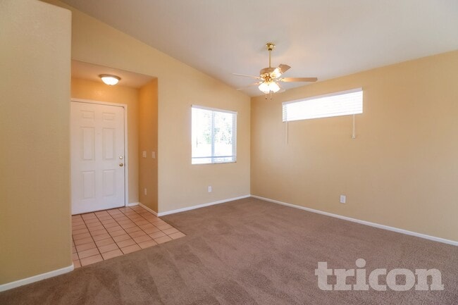 Photo - 16169 W Buchanan St