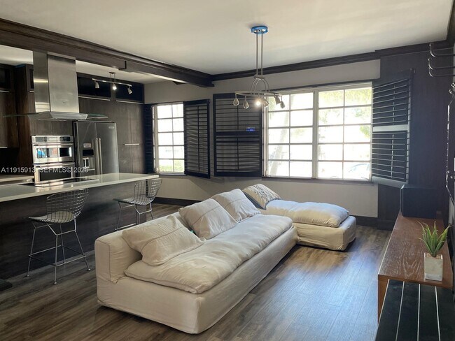 Photo - 610 8th St Unit 101