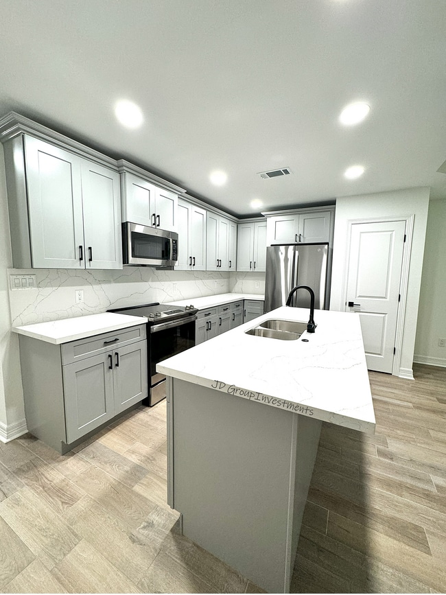 Photo - 540 S 28th St