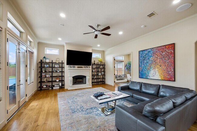 Photo - 11218 French Oak Ln