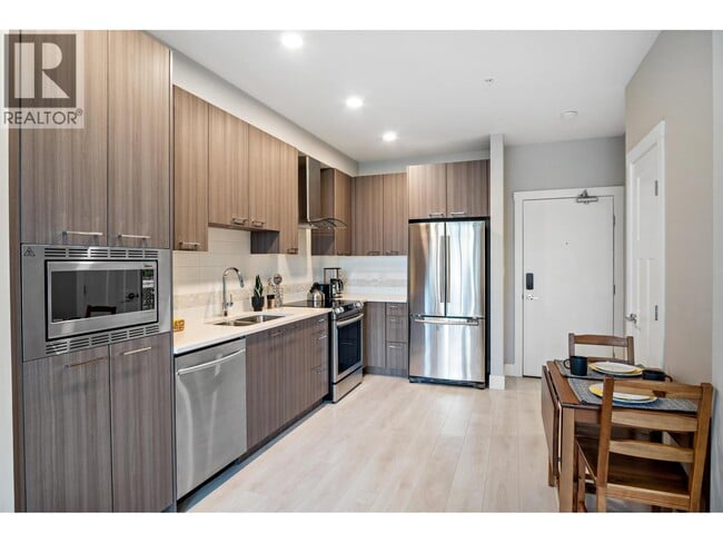 Photo - 4690 Hawk Ln Unité 215