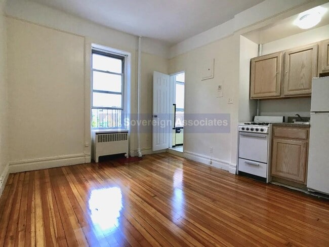 Photo - 936 West End Ave Apartamento Unidad D13