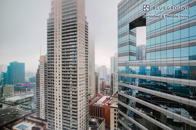 Photo - 505 N State St Unidad FL33-ID1141