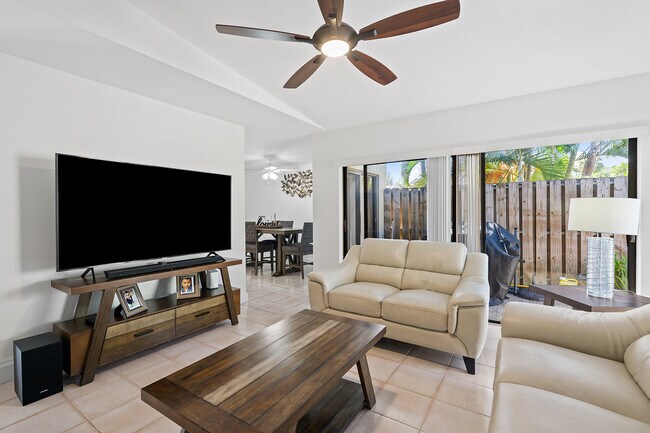 Photo - 21 Meadows Dr Unit 21