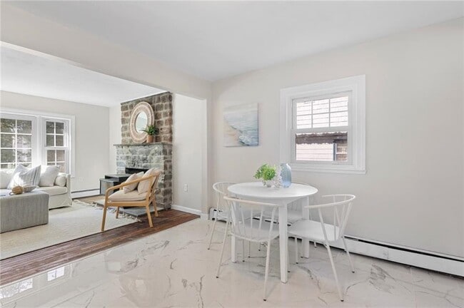 Photo - 400 Schooner Ave