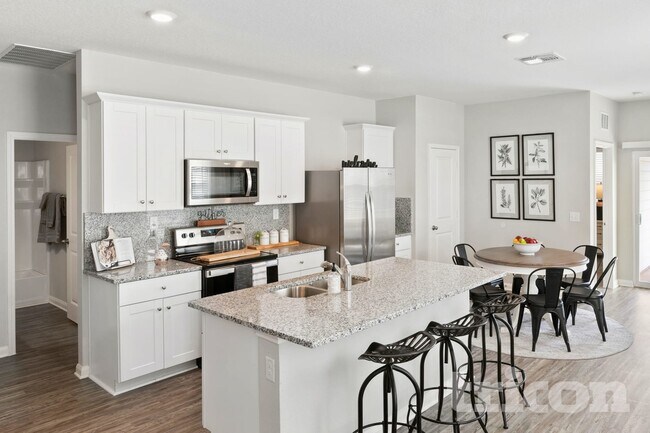 Photo - 14303 Palm Ridge