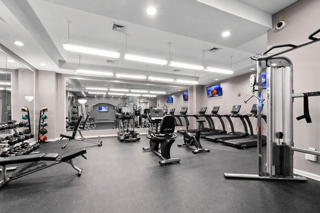 24 Hour Fitness