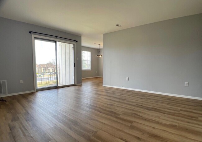Photo - 1401 Key Pkwy