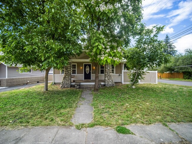 Building Photo - Updated Spokane Rental Home with 4 Bedrooms & Private Yard