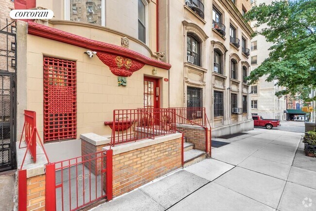 Building Photo - 788 W End Ave Rental