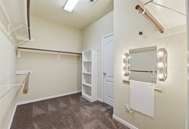 Photo - 4802 Taylor Drive