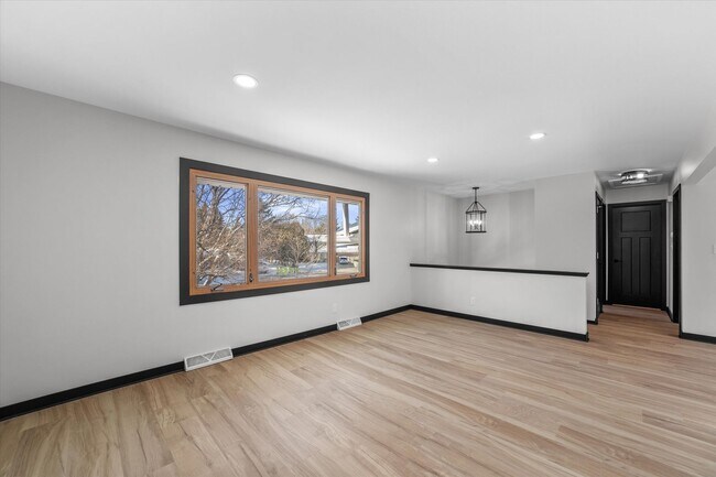 Photo - 666-668 Hearne Ct. Unidad 668 Hearne Ct