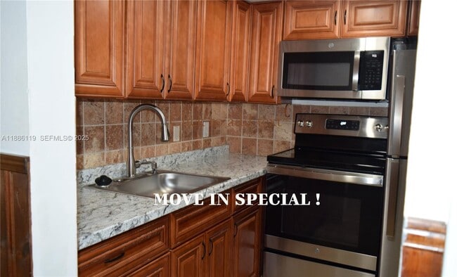 Building Photo - 2901 NW 47th Terrace Unit 248B