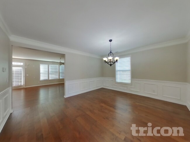 Photo - 341 Revolution Dr