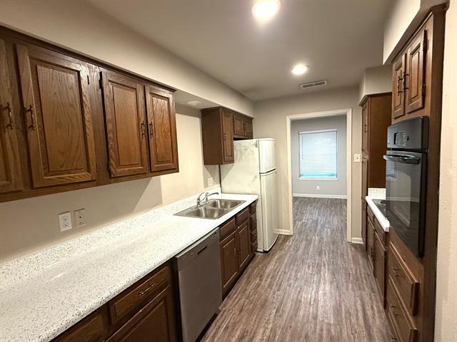 Photo - 1413 Blackwell Dr