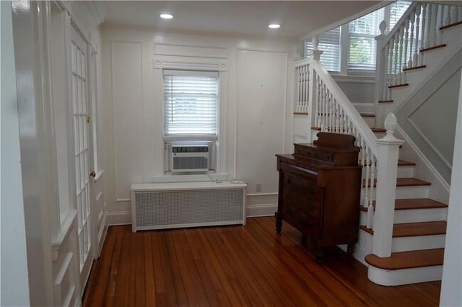 Photo - 1358 Narragansett Blvd