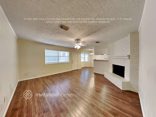 Photo - 16915 Bally Castle Dr