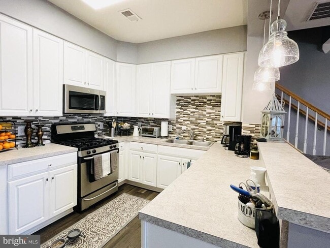 Photo - 1850 Cedar Cove Way