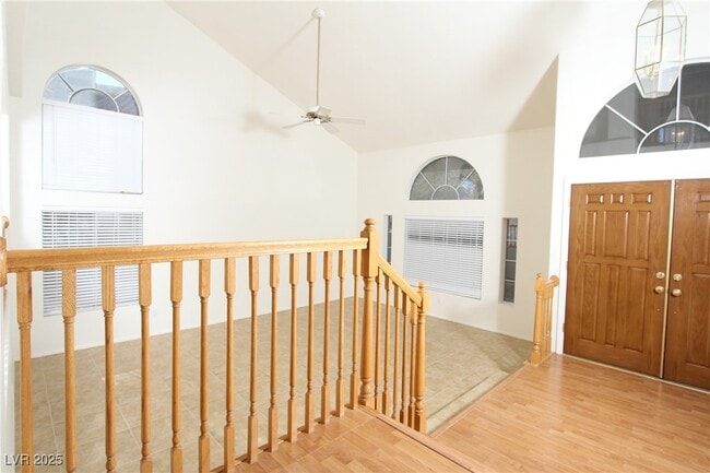 Photo - 2830 Via Stella St