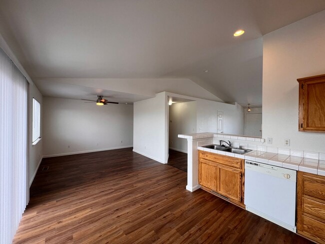 Photo - Beautiful 3 bedroom Fernley home