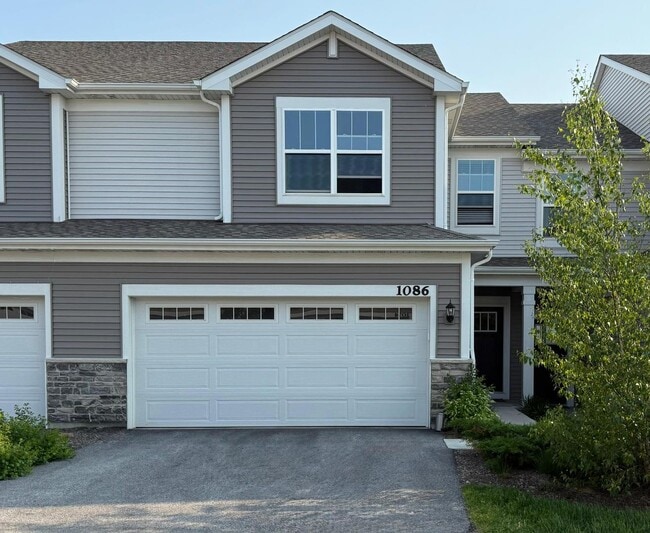 Photo - 1086 Moraine Dr House