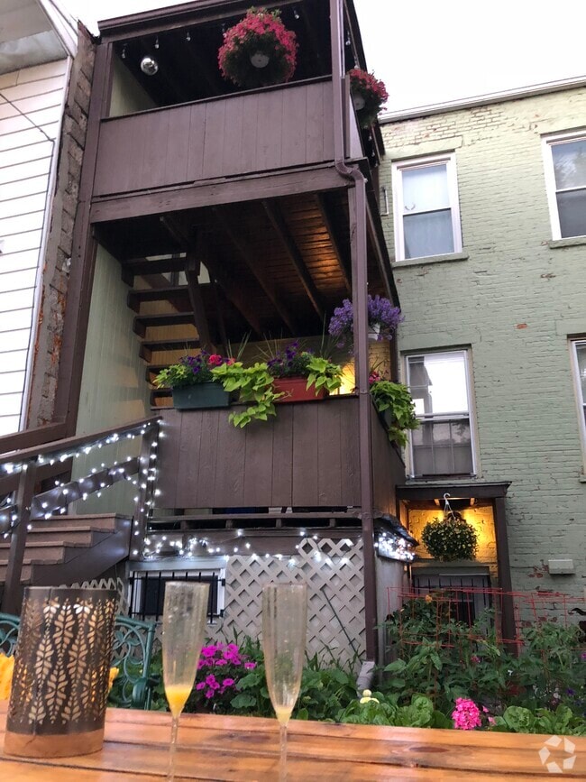 Building Photo - 386 Hamilton St Unit Garden Apartment