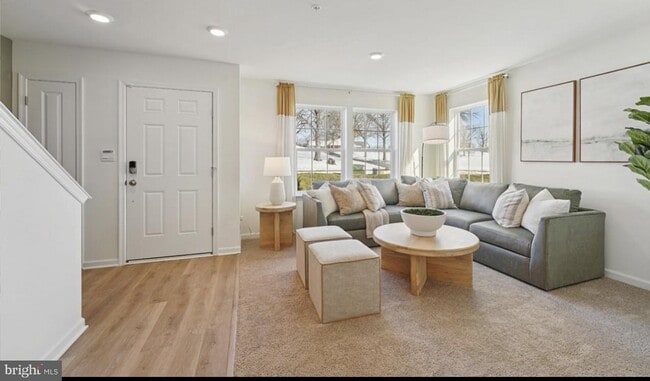 Photo - 111 Spencer Way